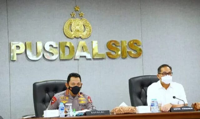 Kapolri Pastikan Minyak Goreng Tersedia di Pasaran, Cegah Potensi Pelanggaran