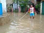 Kesal Jadi Langganan Banjir, Warga Binong Kabupaten Tangerang Minta Pemkab Bertindak