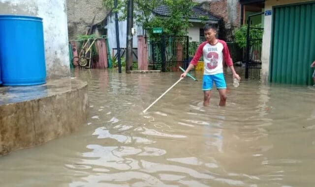 Kesal Jadi Langganan Banjir, Warga Binong Kabupaten Tangerang Minta Pemkab Bertindak