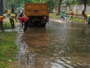 Genangan, PUPR Kota Tangerang Terjunkan 150 Petugas hingga Pompa Air