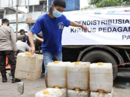 Langka, 10 Ton Minyak Goreng Curah Didistribusikan di Pasar Anyar Tangerang Dijual Rp 14Ribu Perliter
