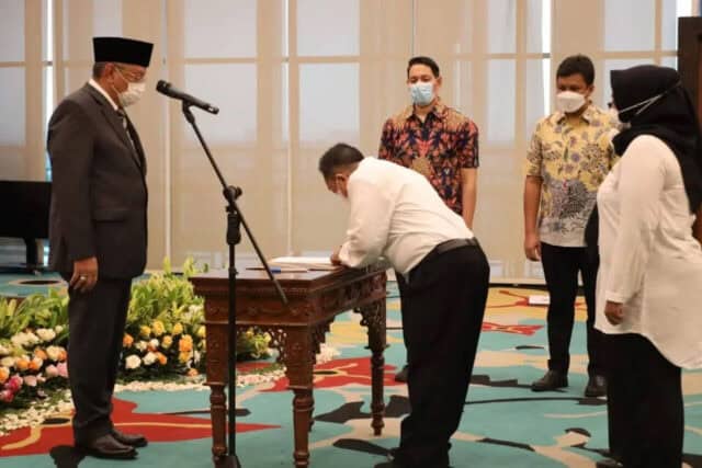 Wali Kota Lantik 119 Kepala Sekolah se Tangsel