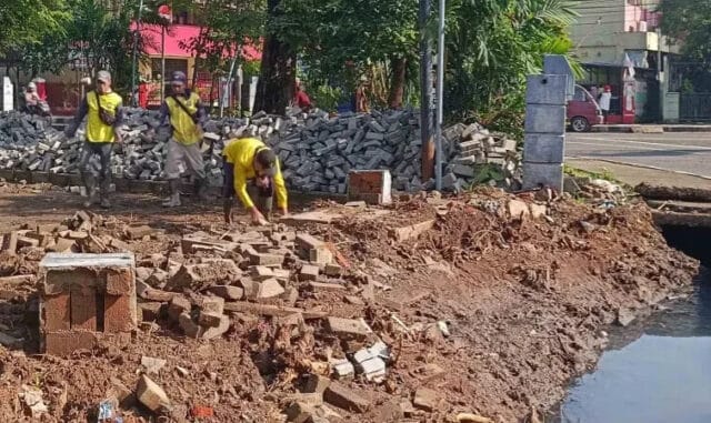 Jelang Porprov Banten 2022, Perbaikan Sarana dan Prasarana GOR Dimyati Dimulai