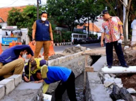 Pemkot Tangerang Lakukan Perbaikan Fasilitas Umum dan Perlancar Aliran Air