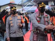Dua Kapolres Saling Mendo'akan