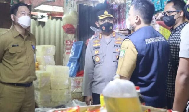 Kapolres Awasi HET Minyak Goreng di Kota Tangerang