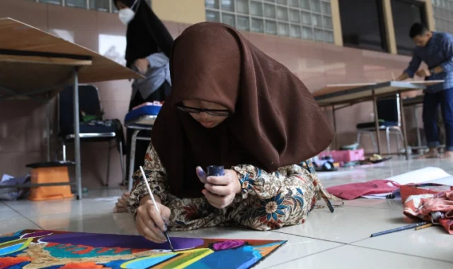 Seni Kaligrafi di Arena MTQ Kota Tangerang ke-21