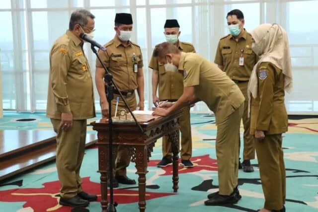 Lantik 301 Pejabat Fungsional Benyamin: Ini Bentuk Penyederhanaan Birokrasi