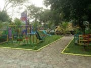 Taman bermain edukasi anak di Kantor Desa Kadu, Kecamatan Curug.