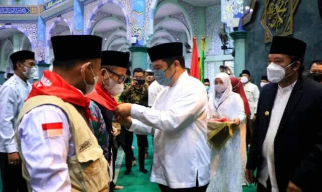 Lepas Jamaah Haji, Arief Mohon Do'a Pembangunan Asrama Haji Segera Terlaksana