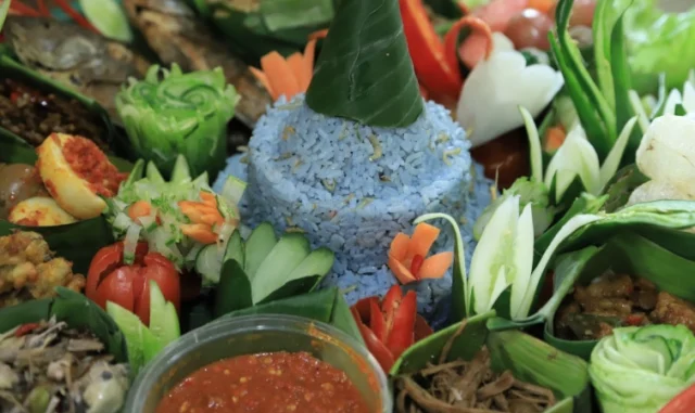 Ini Dia Penampakan Nasi Segambreng, Kuliner Baru Khas Kota Tangerang