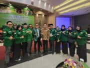 Sekretaris DPC PPP Kabupaten Tangerang Ahyani Anibhani bersama kader PPP lainnya saat mengikuti kegiatan Workshop ‘Political Marketing Jalan Pulang Menuju Ka’bah dan Bedah Dapil’.