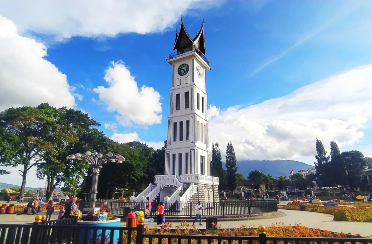 Pilihan Destinasi Wisata Terbaik di Ranah Minang, Sumatera Barat