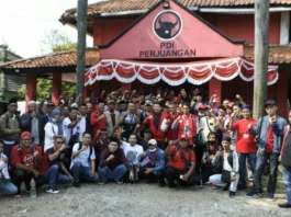 Rombongan Kader DPC PDIP Kabupaten Tangerang Ziarah ke Makam Bung Karno di Blitar, Begini kata Irvansyah