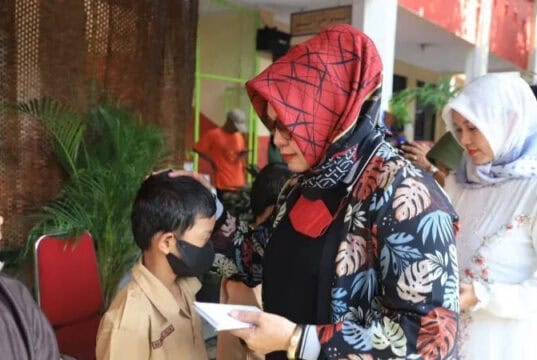 Muharram, Siswa SD Diajarkan Peduli Anak Yatim Muharram, Siswa SD Diajarkan Peduli Anak Yatim