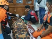Jasad Warga Pondok Bahar Nekat Terjun dari Jembatan ke Sungai Ditemukan Tim Sar