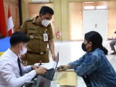 Antusias Warga Cipondoh Sangat Tinggi Sambut Diskon 77 Persen PBB-P2 Antusias Warga Cipondoh Sangat Tinggi Sambut Diskon 77 Persen PBB-P2