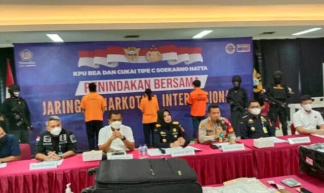 Bea Cukai Bandara Soekarno Hatta Ungkap Penyeludupan Sabu dan Ekstasi, 2 WNA dan 1 WNI Ditangkap