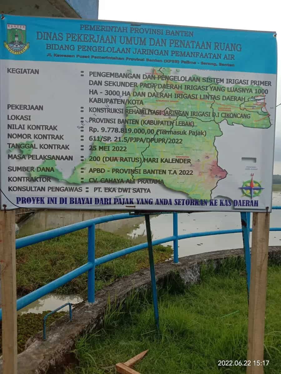 Papan proyek pengerjaan DI Cikoncang sumber APBD Provinsi Banten Tahun Anggaran 2022.