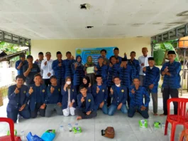 KKM STISIP Banten Raya Kelompok 10 Gandeng BPJS Ketenagakerjaan Cabang Rangkasbitung dalam memberikan perlindungan kepada para pekerja di Desa Pabuaran, pada Sabtu (03/09/2022).