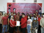 Abraham Garuda Laksono saat mendaftar sebagai calon anggota legislatif (Caleg) DPRD Provinsi Banten di DPC PDI Perjuangan Kabupaten Tangerang.