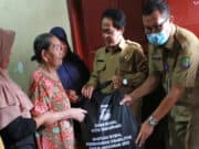 Imbas Kenaikan BBM, Pemkot Salurkan Bantuan Permakanan Senilai Rp 400 Ribu