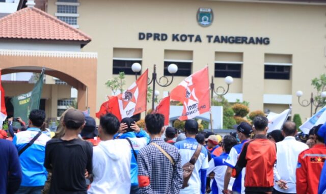 Demo Buruh dan Mahasiswa, DPRD Kota Tangerang Tolak Kenaikan Harga BBM