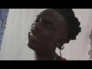 Lirik Lagu Mama Cry dan Terjemahannya - YNW Melly