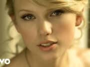 Lirik Lagu Romeo Save Me dan Terjemahan - Taylor Swift (Love Story)