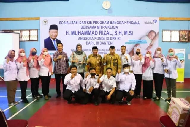 Muhammad Rizal Politisi PAN Bersama BKKBN Sosialisasi KIE di Karang Tengah