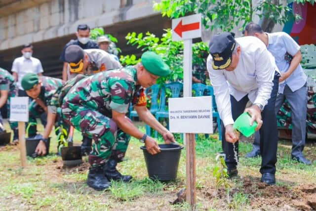 Gelar Baksos dan Penanaman 1.000 Pohon, Benyamin Apresiasi Yon Arhanud 1/Purwa Bajra Cakti