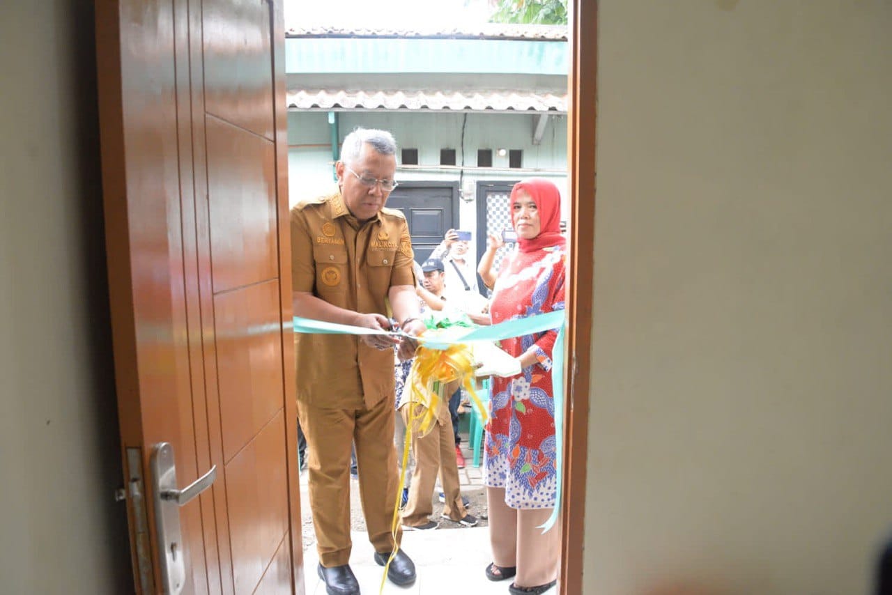 Pemkot Tangsel Bedah 22 Rumah Tak Layak Huni di Kecamatan Serpong