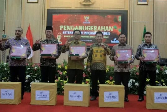 Pemerintah Kota Tangerang Enam Kali Didaulat Sebagai Badan Publik Informatif Pemerintah Kota Tangerang Enam Kali Didaulat Sebagai Badan Publik Informatif