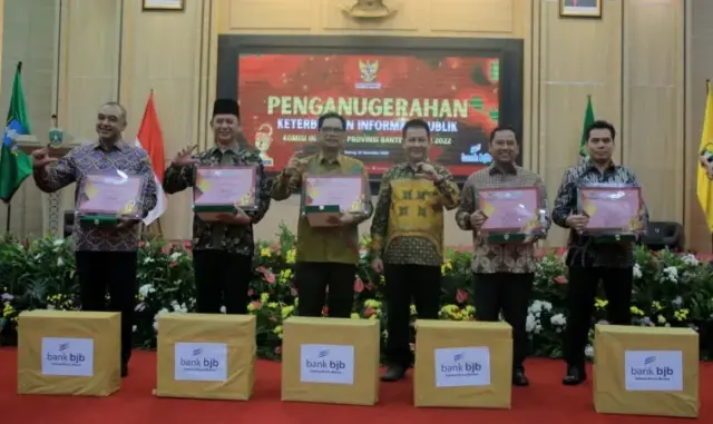 Pemerintah Kota Tangerang Enam Kali Didaulat Sebagai Badan Publik Informatif Pemerintah Kota Tangerang Enam Kali Didaulat Sebagai Badan Publik Informatif