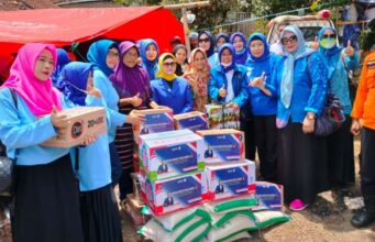 Duka Gempa Cianjur, Perempuan Demokrat Republik Indonesia Salurkan Logistik