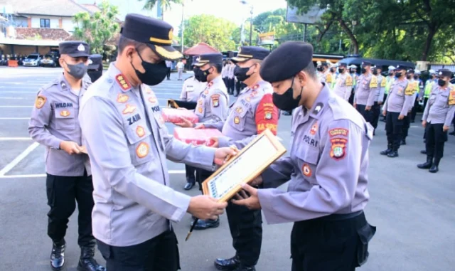 Bawa Harum Nama Polres Metro Tangerang Kota, 4 Polisi Diganjar Penghargaan