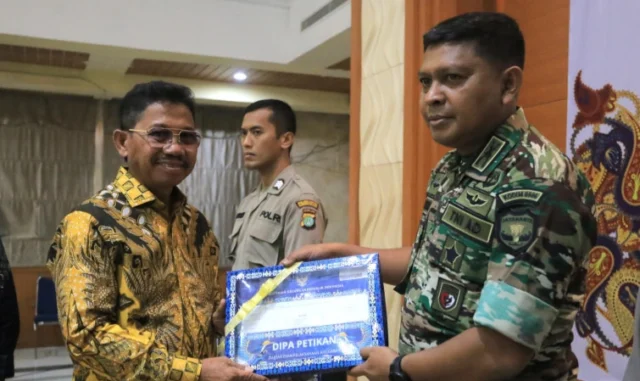 Wakil Walikota Tangerang Serahkan DIPA Pada 23 Satuan Kerja di Tangerang Raya