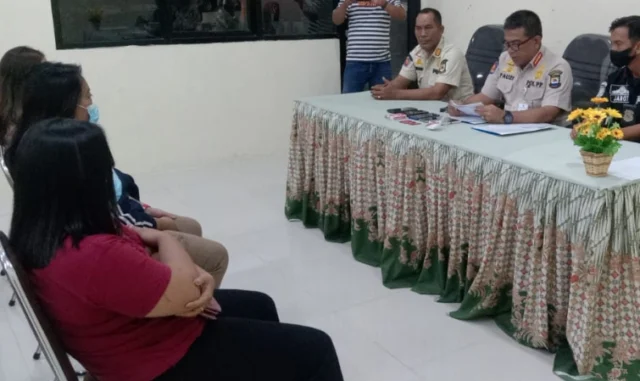 Jaring Pelanggan Secara Online, Satpol PP Kota Tangerang Angkut 4 Pelaku Prostitusi