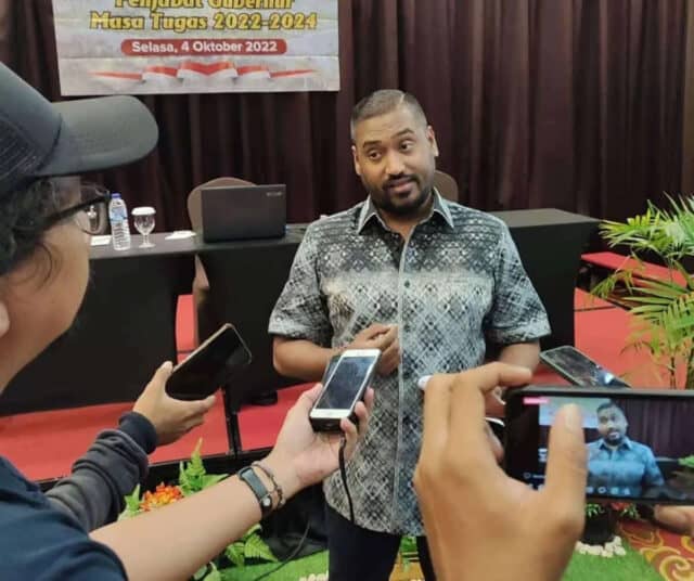 Baliho Politisi Bertebaran di Banten, Kang Tamil : Capres Harus Berani Lawan Mafia Tanah