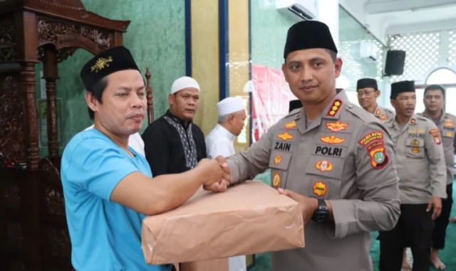 Polisi di Tangerang Catat Aspirasi Warga Cipondoh Lewat Jum'at Curhat
