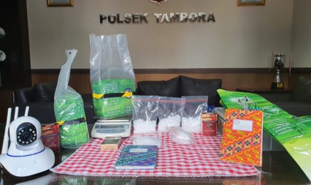 Polisi Tangkap Seorang Pengedar Narkoba, 2,31 Kg Sabu Disita di Rumah