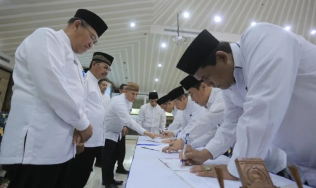 Pemkot Bagi-Bagi Dana Hibah Pada 149 Lembaga Keagamaan di Kota Tangerang