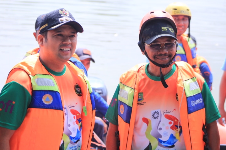 Ribuan Warga Berburu 2 Ton Ikan Patin di Cisadane, Jaga Kelestarian dengan Tidak Membuang Sampah di Sungai