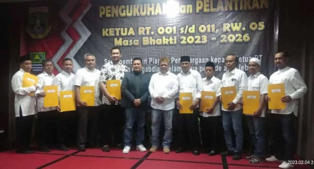 Puluhan Pengurus RT di RW 05 Kelapa Dua Resmi Dilantik