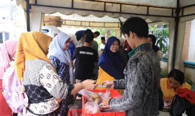 Harga Miring, Gebyar Pangan Murah DKP Kota Tangerang Diserbu Warga