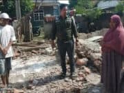 Mantap!! Kades Buaran Mangga berikan Bantuan Kepada Warga Yang Terkena Musibah, Pakuhaji