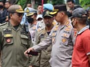 Pantau Penertiban Pasar Irigasi Sipon, Kapolres Pastikan Berjalan Kondusif