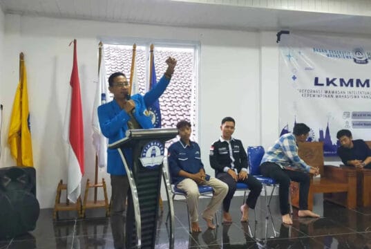 Ketua DPD KNPI Pandeglang Berikan Pemaparan Kepemimpinan di Kegiatan LKMM BEM STIA Banten Ketua DPD KNPI Pandeglang Berikan Pemaparan Kepemimpinan di Kegiatan LKMM BEM STIA Banten
