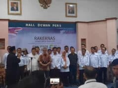 Rakernas Berakhir, SMSI Minta Presiden Joko Widodo Tidak Menandatangani Rancangan Perpres Publisher Right Rakernas Berakhir, SMSI Minta Presiden Joko Widodo Tidak Menandatangani Rancangan Perpres Publisher Right