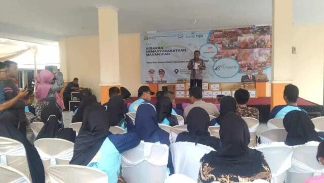 Kapolsek Kasemen Polresta Serang Kota Hadiri Kegiatan Gerakan Masyarakat Gemar Makan Ikan